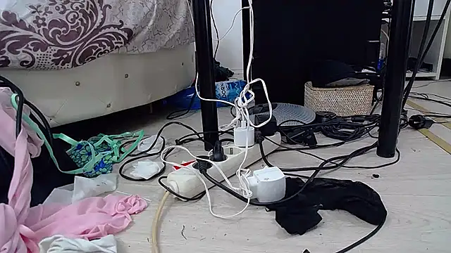 DesireeAnn's cam snapshot