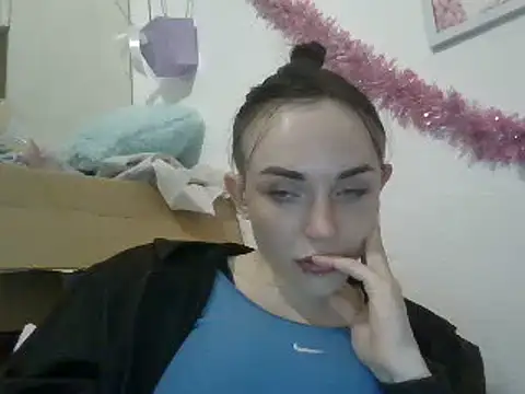 Trinsy_Love's cam snapshot