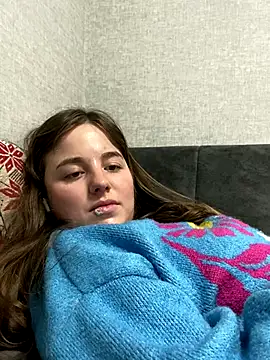 Lady_woman's cam snapshot