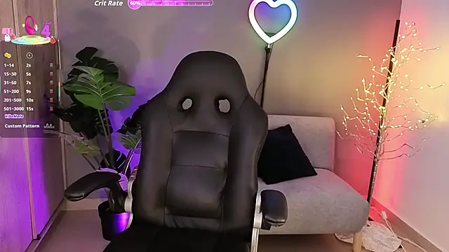 alina_cruz's cam snapshot