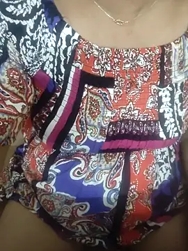 Januhot18's cam snapshot