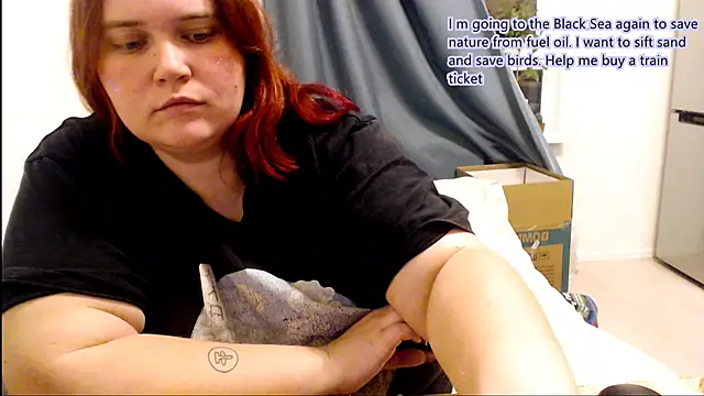 daisy_low's cam snapshot