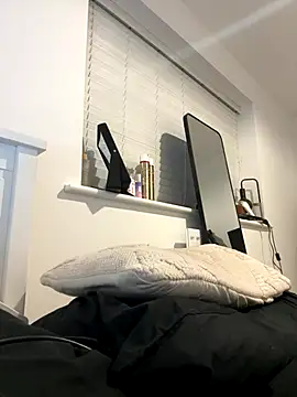 Bethrae25's cam snapshot