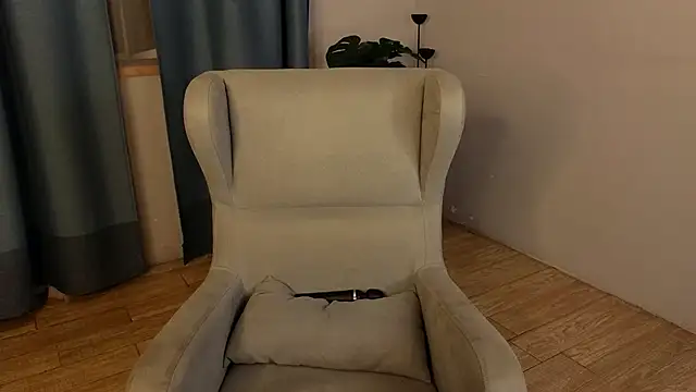 too_sexxxy's cam snapshot