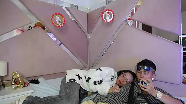 oblivionlove's cam snapshot