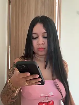 Pretty_Isadora's cam snapshot