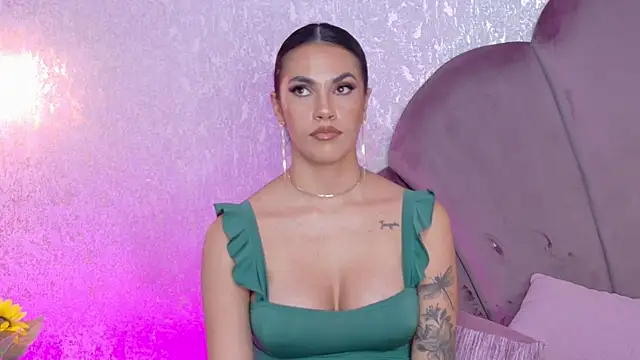 Camille_Torres's cam snapshot