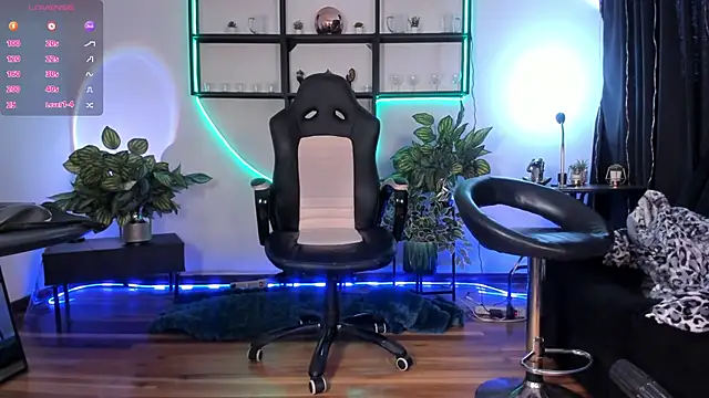 issa_soto_'s cam snapshot