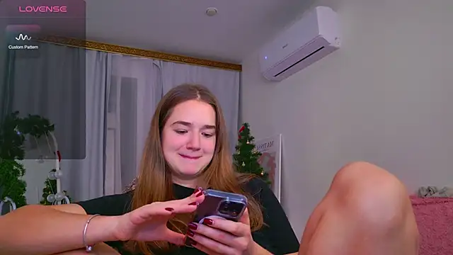 LovelyJessie's cam snapshot