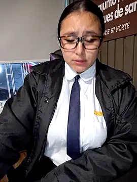 Cute_Penelope's cam snapshot