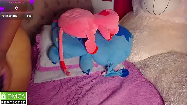 KittyHot20's cam snapshot