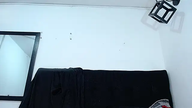 srta_luciana's cam snapshot