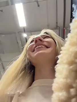 Lia__Love's cam snapshot