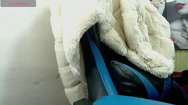 miaa_scott7's cam snapshot