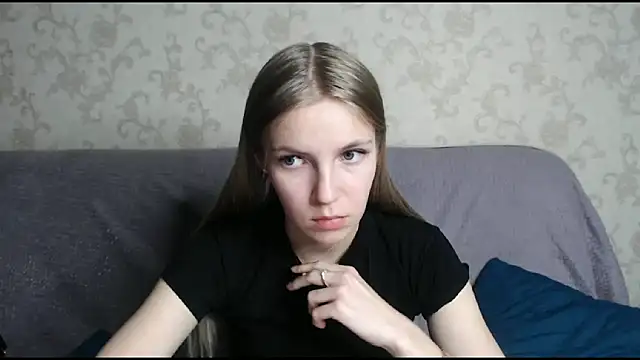 HitGyrl's cam snapshot