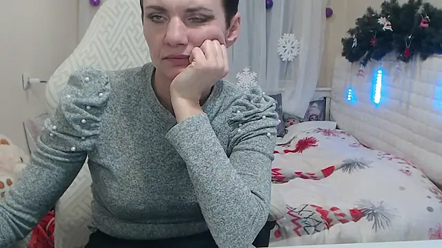 AvaSaturnian's cam snapshot