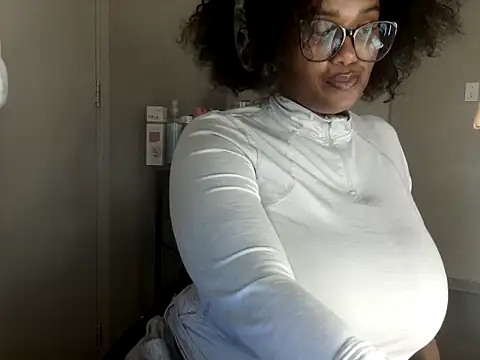 Stormy-Stella's cam snapshot