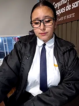 Cute_Penelope's cam snapshot