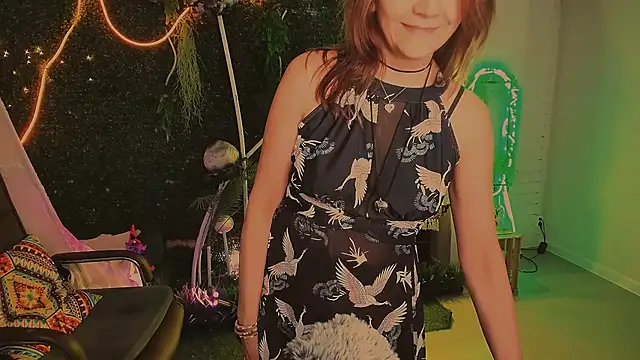 NicoleHitman's cam snapshot