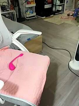 Mina048's cam snapshot