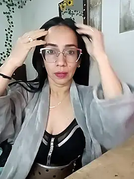 YaraDuartee's cam snapshot