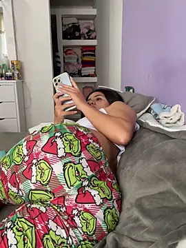 Marianahb-e's cam snapshot