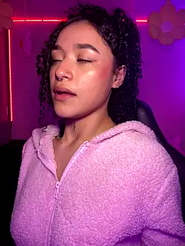 Crystal_Dluna's cam snapshot