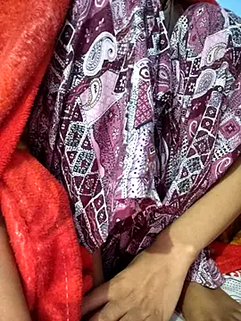 124pakhi's cam snapshot