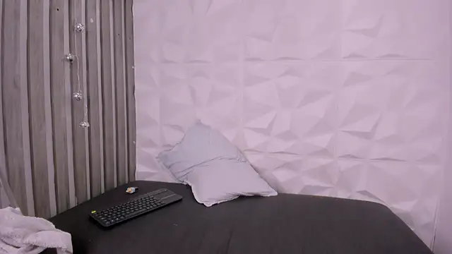 _Zoecooper's cam snapshot