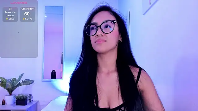 Klohewilliams_'s cam snapshot