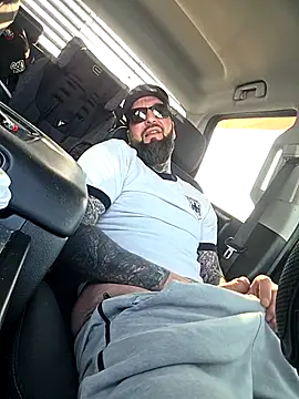 Beardedtattood live sex cam