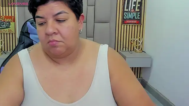 isabel_wt's cam snapshot