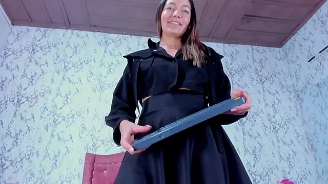 Mia_Malkovaa_'s cam snapshot