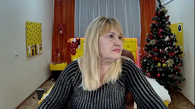 EmmaEllison's cam snapshot