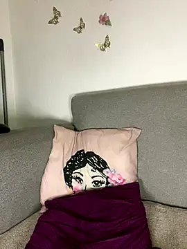 _Fifi's cam snapshot