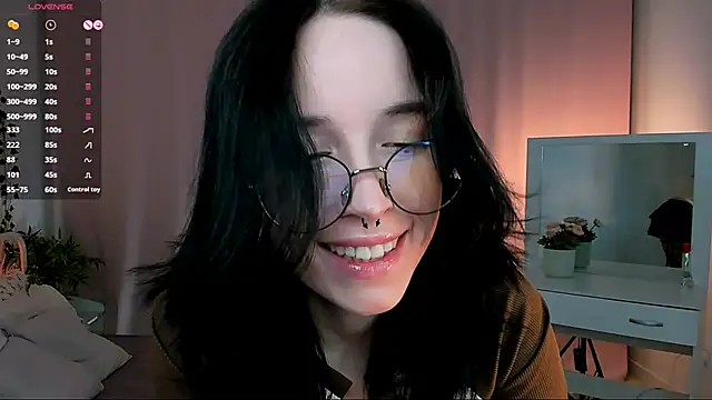 lilithlunna's cam snapshot