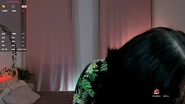 lilithlunna's cam snapshot