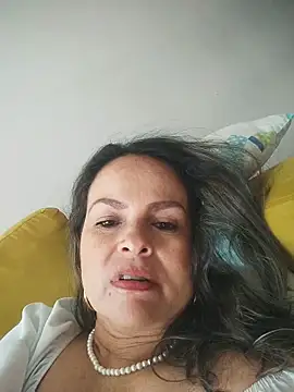 Daniella_Fellers's cam snapshot