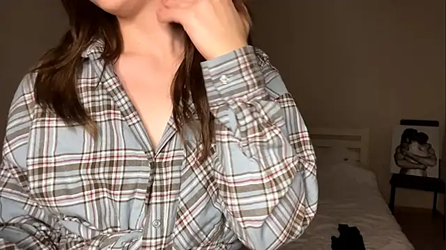 MyraLitterers's cam snapshot