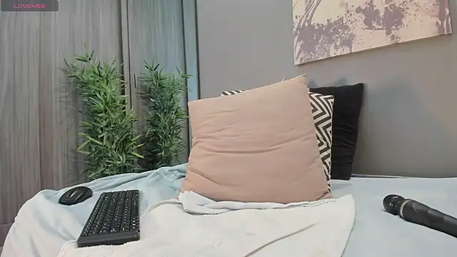 VegaLioren's cam snapshot