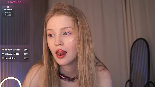 LilianHoward's cam snapshot