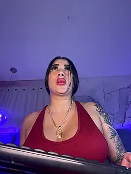 kiim_taaylor live sex cam