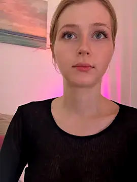 LunaRase live sex cam