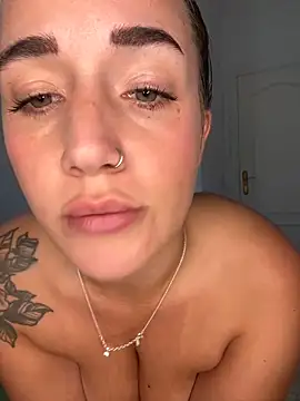 baadievino live sex cam