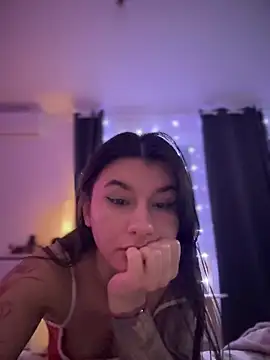 DramaQueen__ live sex cam