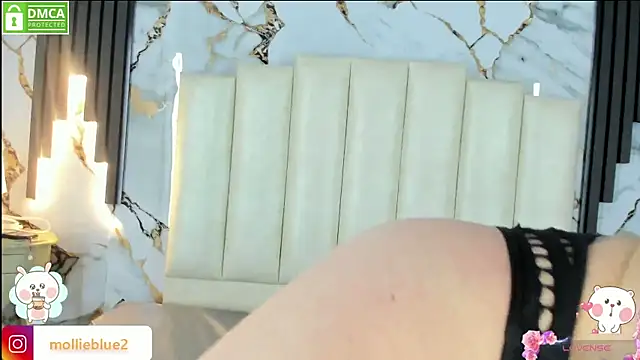 mollieblue69 live sex cam