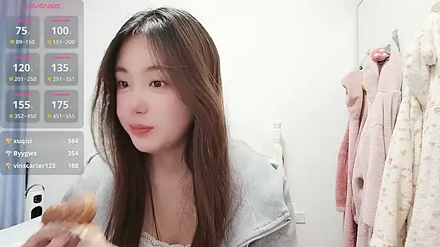 Luna_868 live sex cam