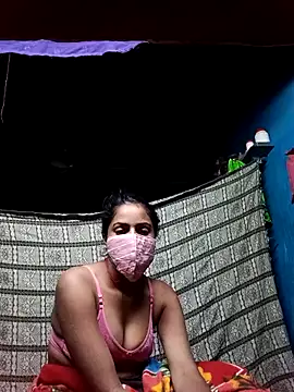 Poonam8080's cam snapshot