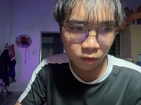 kave2033 live sex cam