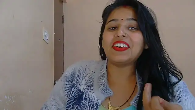 Cute-Simmi69 live sex cam